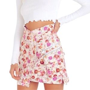 For love and lemons skirt , asymmetric, floral , Small